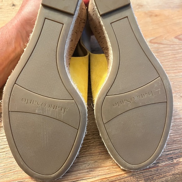 NEW NEVER WORN Franco Sarto Julien Ladies yellow wedges size 7.5 medium - Picture 4 of 4
